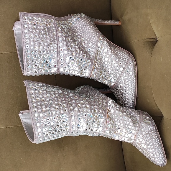 💎💎Steve Madden Rhinestone Boots - Picture 2 of 6
